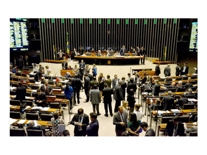 05122016_Folha.jpg