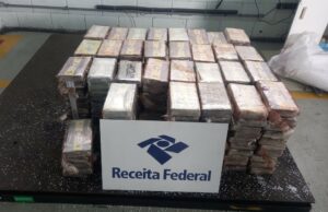 Receita Federal localiza mais de 330 kg de cocaína em contêiner no Porto de Santos/SP